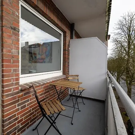 ☆ Modern Stylish Flat In Location * ווילהלמסהאבן